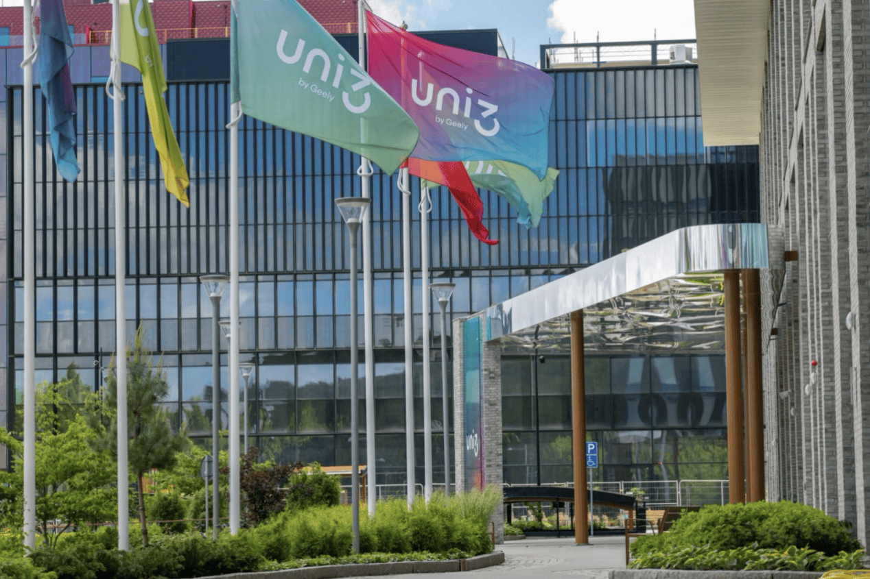 走进吉利欧洲创新中心:解锁全球顶尖安全科技的核心密码